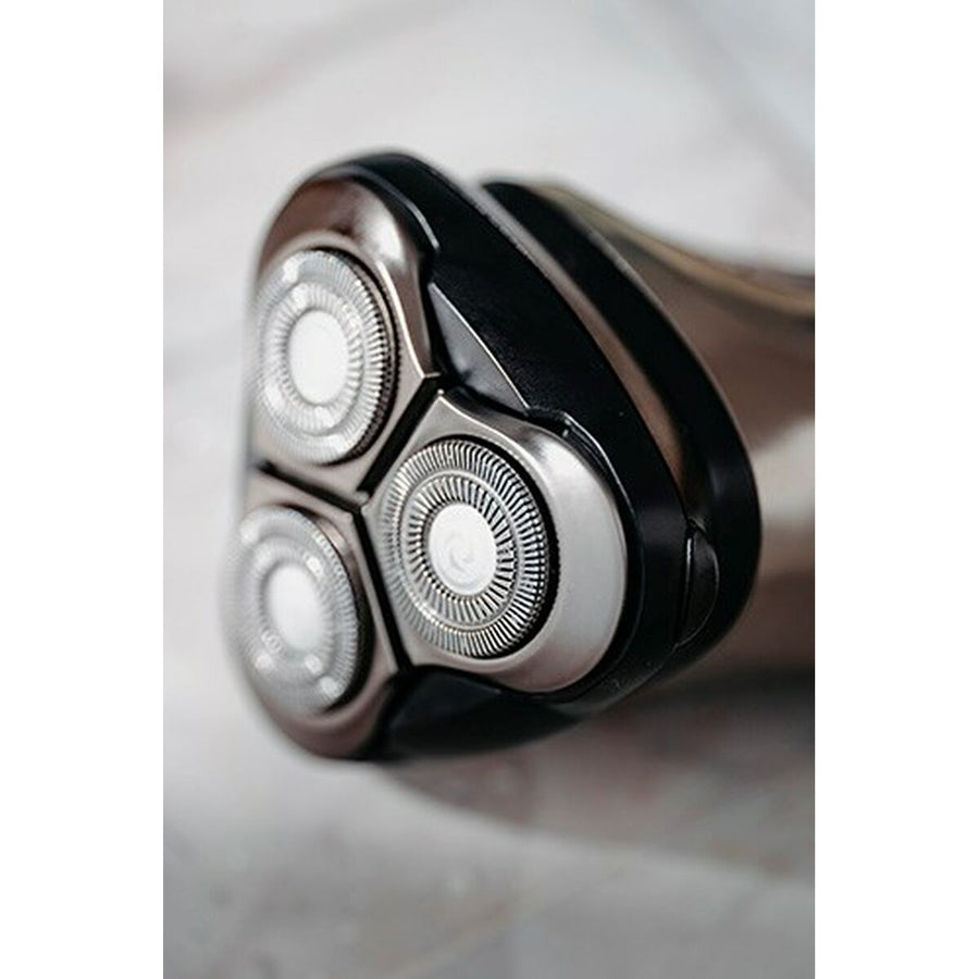 V6H5DED590D7C69E3BA224E4105E31889A9R6428102P8